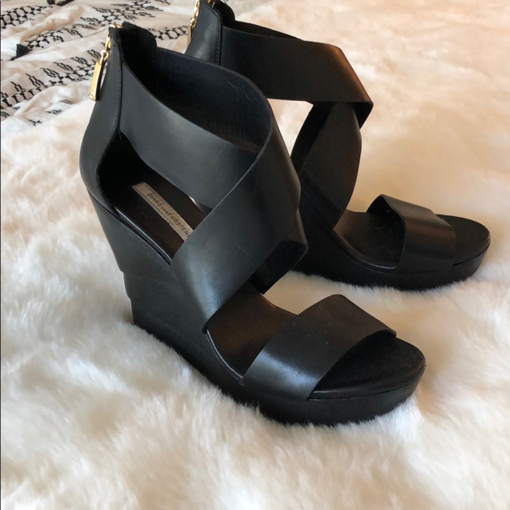 DvF wedges